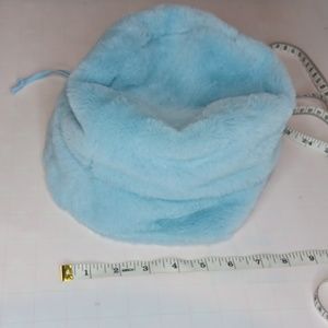 Kids puff blue hat bew with tag